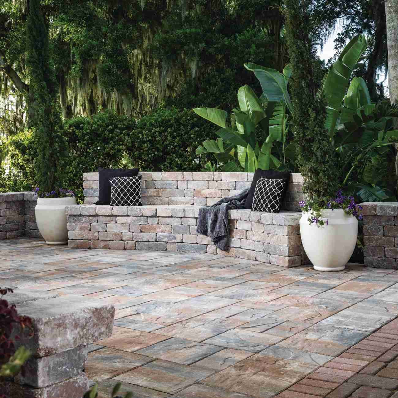 Decorative retaining wall installation Jacksonville FL